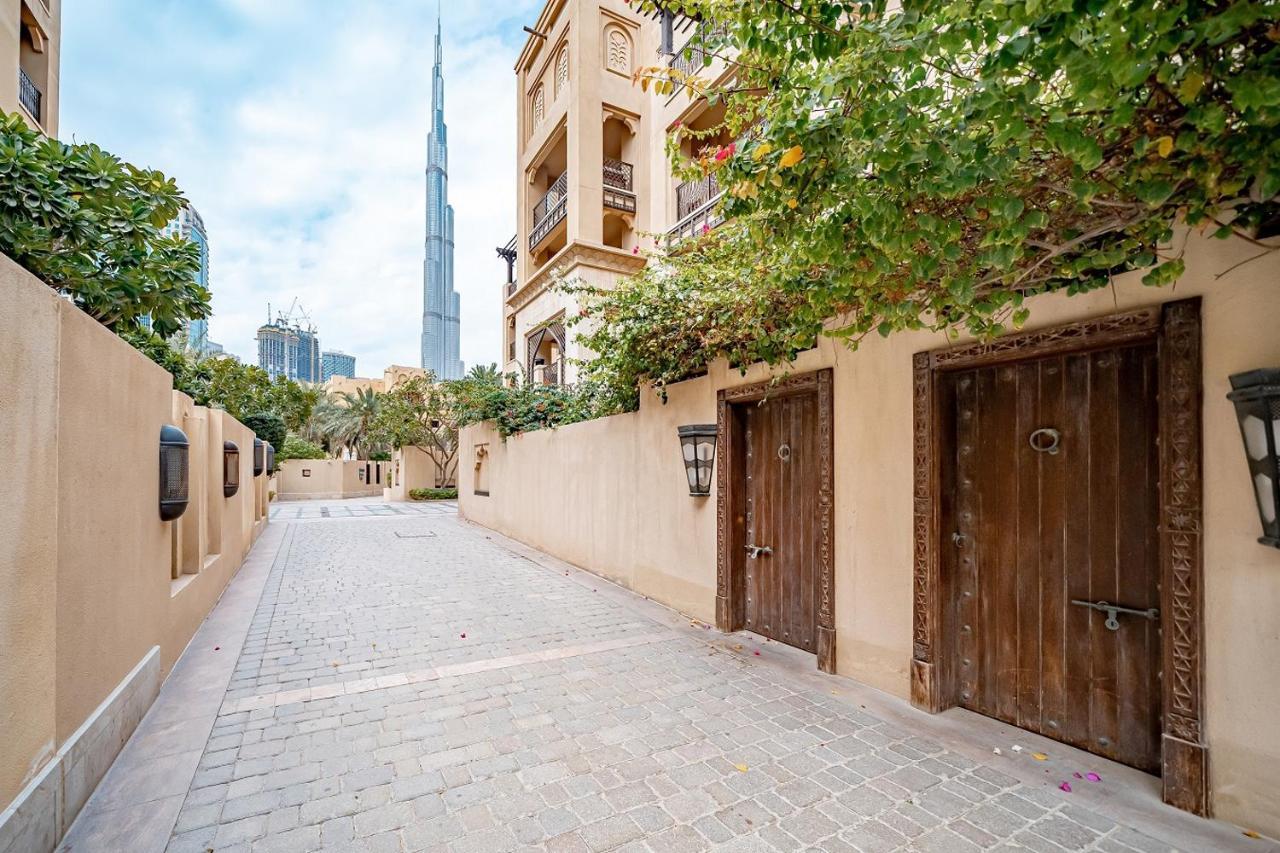 Higuests - Spacious Apt With Private Balcony In Old Town Dubai Exterior foto