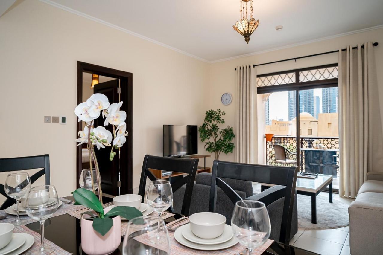 Higuests - Spacious Apt With Private Balcony In Old Town Dubai Exterior foto